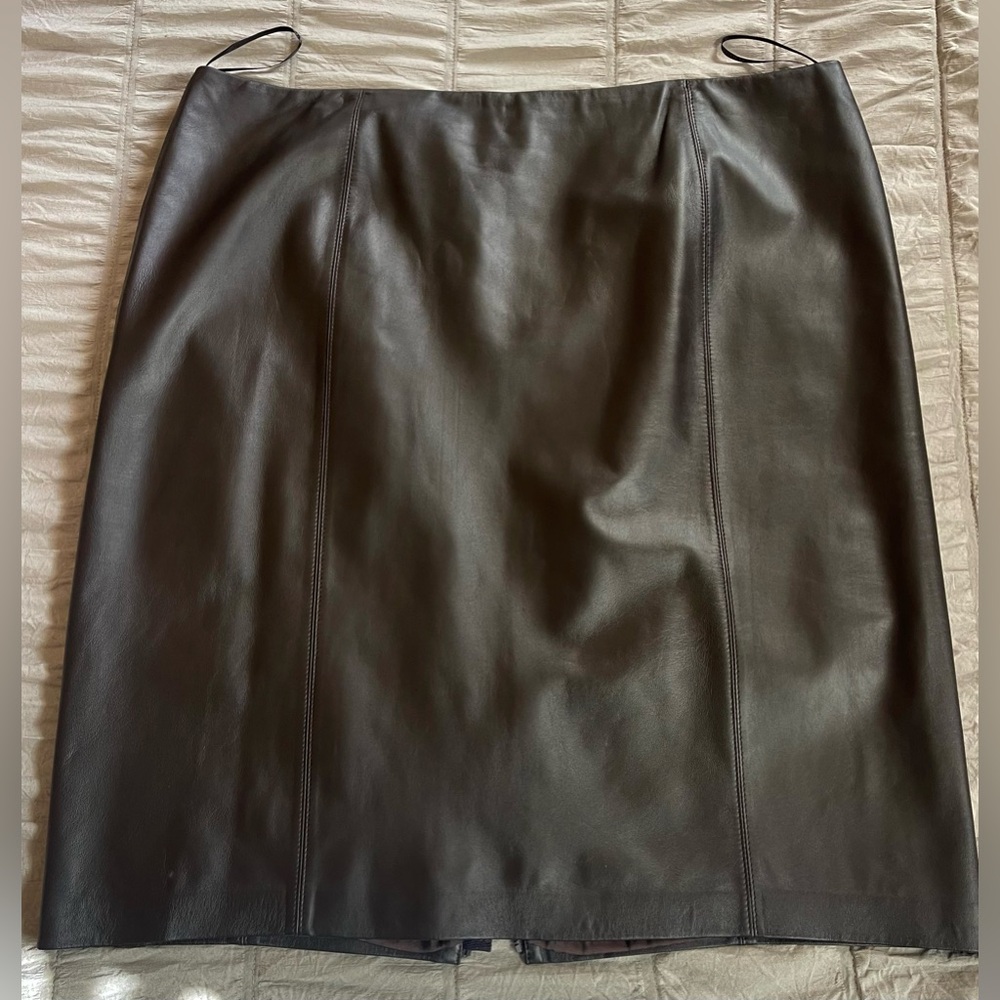 NWOT. 100% leather.Lafayette 148 New York Dark Brown  Pencil Skirt - Picture 2 of 11